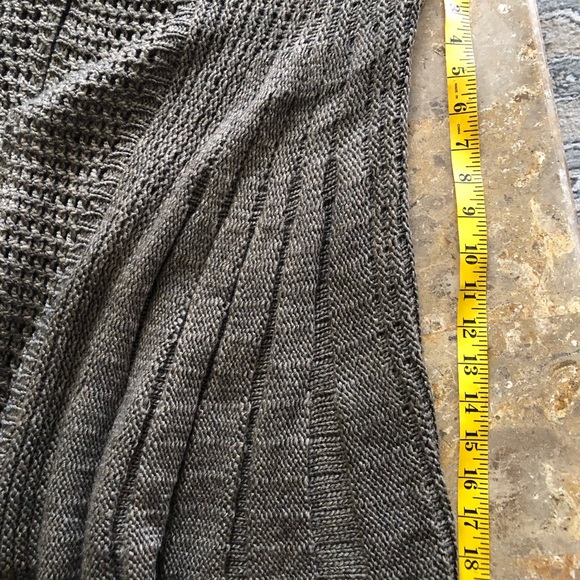 Women’s NWOT tags Cardigan Sweater Coat with Beautiful Knit Patterns SIZE L - Picture 6 of 9